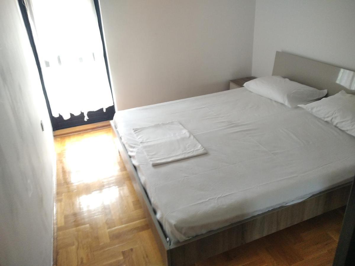 Apartman Senka 2 Apartment Podgorica Exterior photo